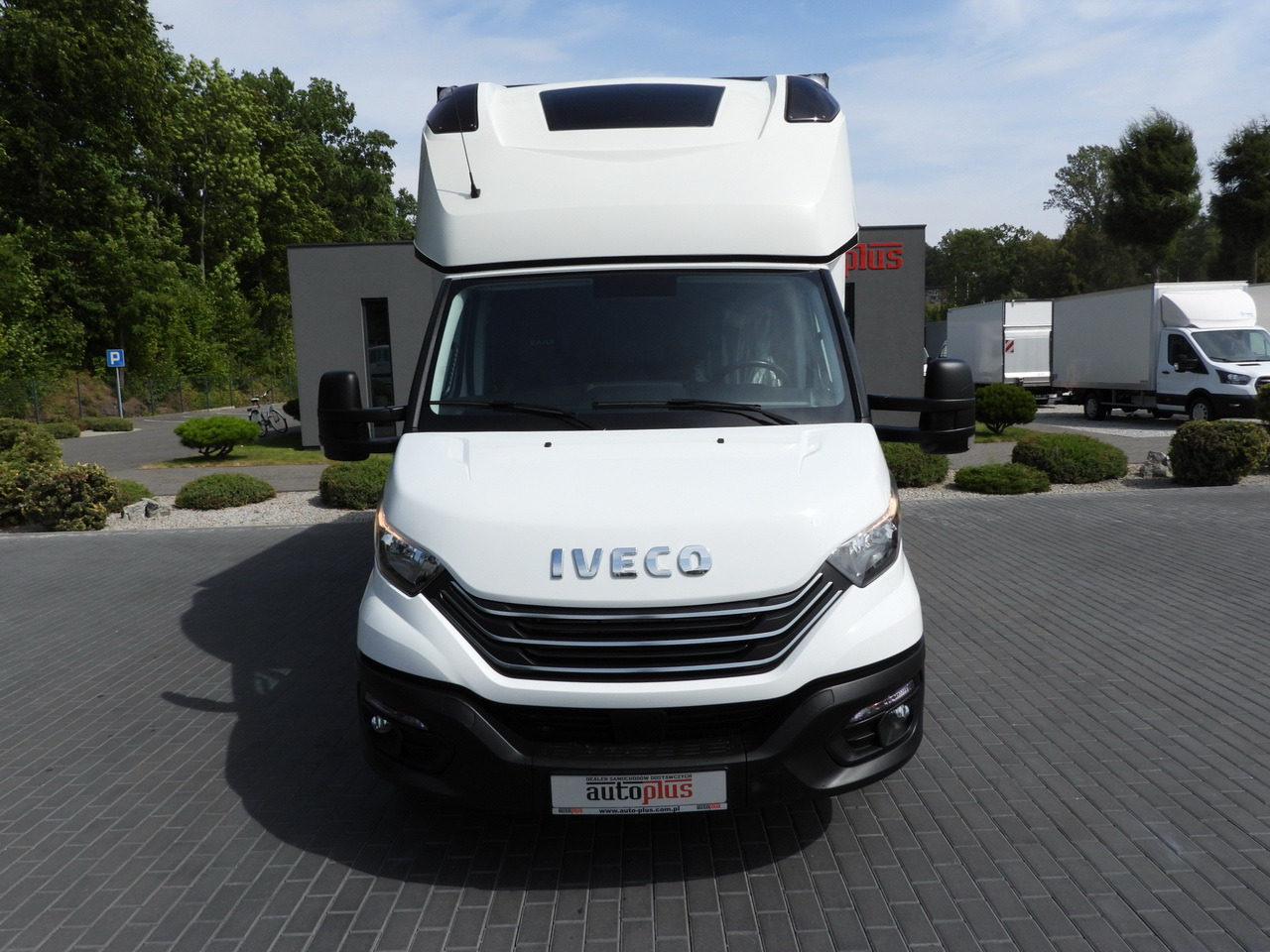 IVECO DAILY 35S18 TARPAULIN LIFT 8 PALLETS CRUISE CONTROL AIR CONDITIONING  180HP - Επαγγελματικό αυτοκίνητο με μουσαμά: φωτογραφία 5 IVECO DAILY 35S18 TARPAULIN LIFT 8 PALLETS CRUISE CONTROL AIR CONDITIONING  180HP - Επαγγελματικό αυτοκίνητο με μουσαμά: φωτογραφία 5