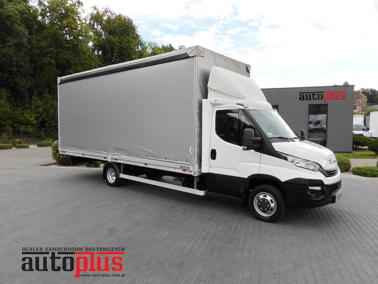 IVECO DAILY 50C15 TARPAULIN 12 PALLETS CRUISE CONTROL TWIN WHEELS AIR CONDITIONING  150HP - Επαγγελματικό αυτοκίνητο με μουσαμά: φωτογραφία 1 IVECO DAILY 50C15 TARPAULIN 12 PALLETS CRUISE CONTROL TWIN WHEELS AIR CONDITIONING  150HP - Επαγγελματικό αυτοκίνητο με μουσαμά: φωτογραφία 1