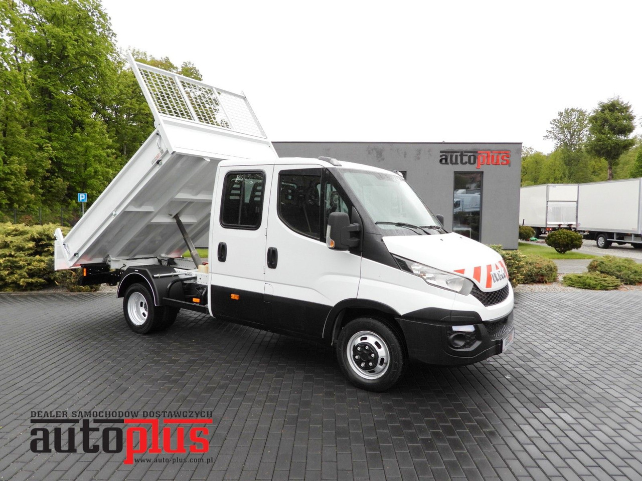 Iveco DAILY 35C13 KIPPER DOPPELKABINE DOKA 7 SITZE A/C - Όχημα με ανατρεπομενη καροτσα, Διπλοκάμπινο ελαφρύ επαγγελματικό: φωτογραφία 1 Iveco DAILY 35C13 KIPPER DOPPELKABINE DOKA 7 SITZE A/C - Όχημα με ανατρεπομενη καροτσα, Διπλοκάμπινο ελαφρύ επαγγελματικό: φωτογραφία 1
