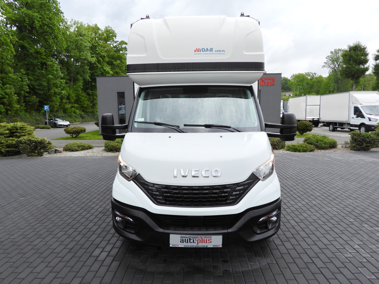 Iveco DAILY 35S18 PRITSCHE PLANE 10 PALETTEN WEBASTO - Επαγγελματικό αυτοκίνητο με μουσαμά: φωτογραφία 5 Iveco DAILY 35S18 PRITSCHE PLANE 10 PALETTEN WEBASTO - Επαγγελματικό αυτοκίνητο με μουσαμά: φωτογραφία 5
