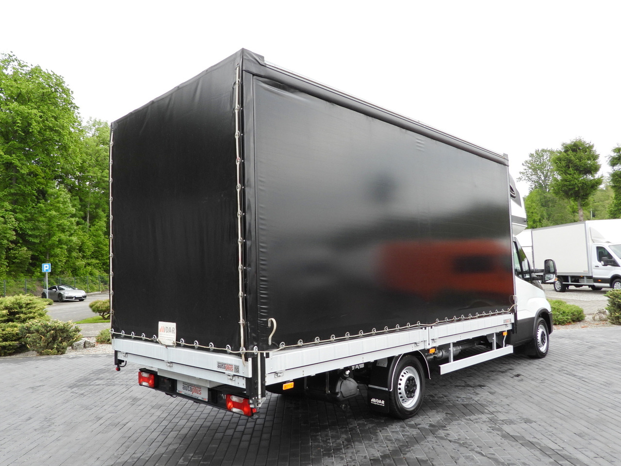 Iveco DAILY 35S18 PRITSCHE PLANE 10 PALETTEN WEBASTO - Επαγγελματικό αυτοκίνητο με μουσαμά: φωτογραφία 3 Iveco DAILY 35S18 PRITSCHE PLANE 10 PALETTEN WEBASTO - Επαγγελματικό αυτοκίνητο με μουσαμά: φωτογραφία 3