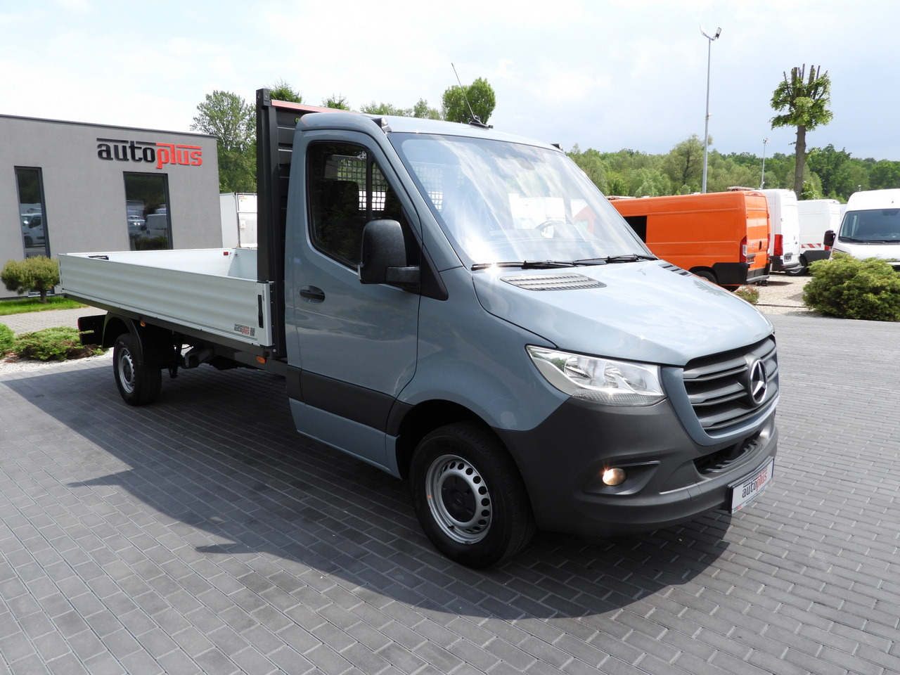 MERCEDES SPRINTER 315 STAKE BODY 8 PALLETS CRUISE CONTROL AIR CONDITIONING 150HP - Μικρό φορτηγό με καρότσα: φωτογραφία 4 MERCEDES SPRINTER 315 STAKE BODY 8 PALLETS CRUISE CONTROL AIR CONDITIONING 150HP - Μικρό φορτηγό με καρότσα: φωτογραφία 4