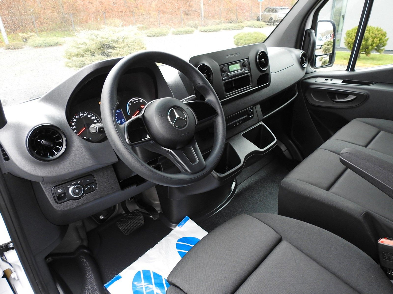 Mercedes-Benz ESPRINTER NEUE ELEKTRISCHEN KASTENWAGEN AUTOMAT - Βαν, Ηλεκτρικό van: φωτογραφία 2 Mercedes-Benz ESPRINTER NEUE ELEKTRISCHEN KASTENWAGEN AUTOMAT - Βαν, Ηλεκτρικό van: φωτογραφία 2