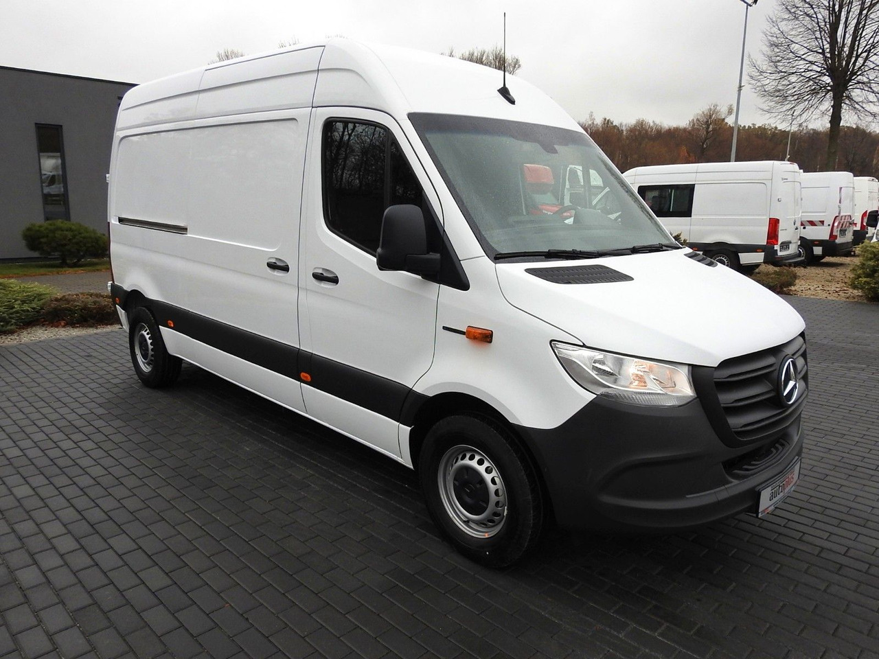 Mercedes-Benz ESPRINTER NEUE ELEKTRISCHEN KASTENWAGEN AUTOMAT - Βαν, Ηλεκτρικό van: φωτογραφία 4 Mercedes-Benz ESPRINTER NEUE ELEKTRISCHEN KASTENWAGEN AUTOMAT - Βαν, Ηλεκτρικό van: φωτογραφία 4