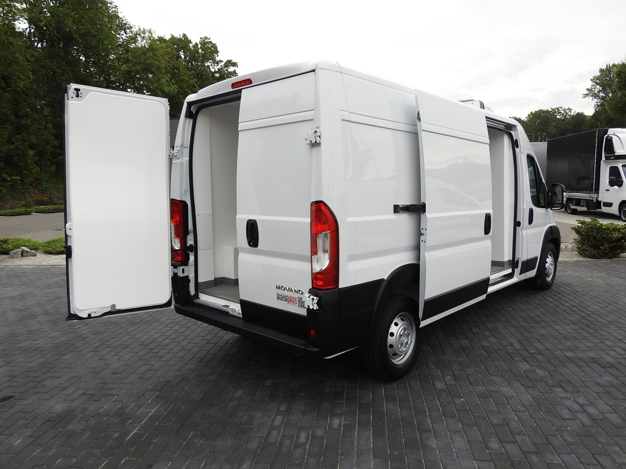 OPEL MOVANO REFRIGERATOR VAN 0*C HEATING FUNCTION AIR CONDITIONING 140HP - Επαγγελματικό αυτοκίνητο ψυγείο: φωτογραφία 3 OPEL MOVANO REFRIGERATOR VAN 0*C HEATING FUNCTION AIR CONDITIONING 140HP - Επαγγελματικό αυτοκίνητο ψυγείο: φωτογραφία 3