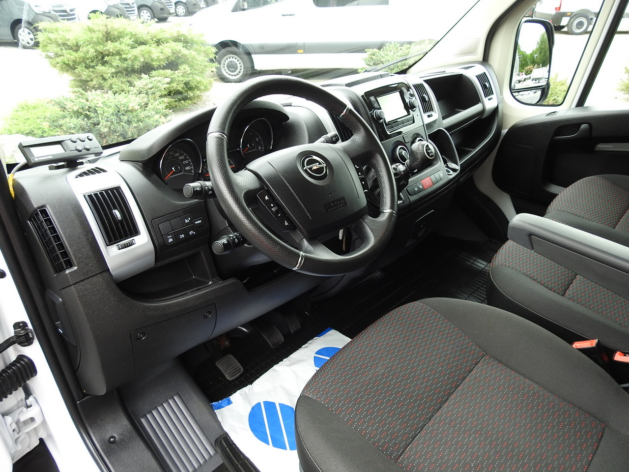 OPEL MOVANO REFRIGERATOR VAN 0*C HEATING FUNCTION AIR CONDITIONING 140HP - Επαγγελματικό αυτοκίνητο ψυγείο: φωτογραφία 2 OPEL MOVANO REFRIGERATOR VAN 0*C HEATING FUNCTION AIR CONDITIONING 140HP - Επαγγελματικό αυτοκίνητο ψυγείο: φωτογραφία 2