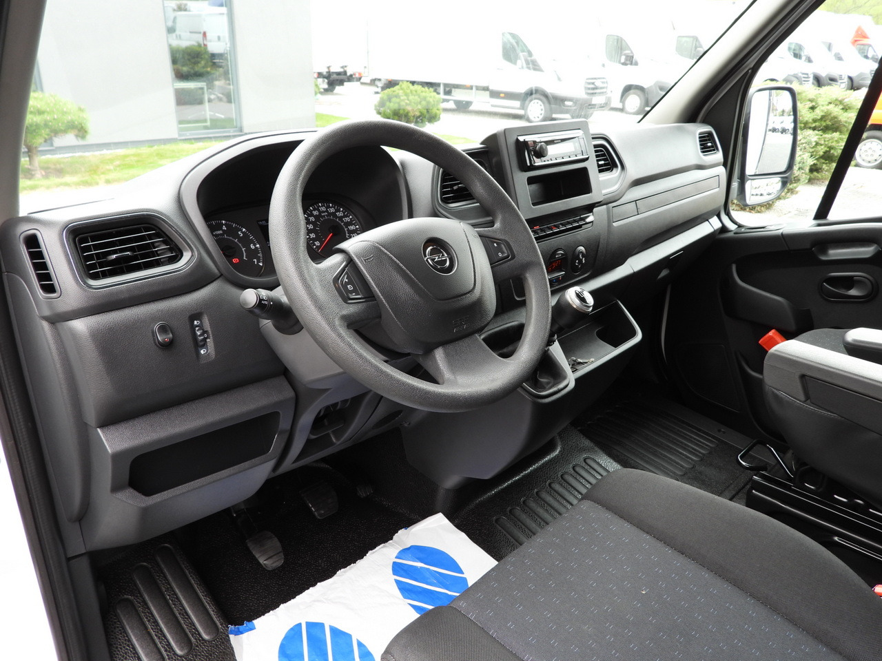 OPEL MOVANO TARPAULIN 10 PALLETS WEBASTO CRUISE CONTROL LED LIGHTS PNEUMATICS AIR CONDITIONING 165HP - Επαγγελματικό αυτοκίνητο με μουσαμά: φωτογραφία 2 OPEL MOVANO TARPAULIN 10 PALLETS WEBASTO CRUISE CONTROL LED LIGHTS PNEUMATICS AIR CONDITIONING 165HP - Επαγγελματικό αυτοκίνητο με μουσαμά: φωτογραφία 2