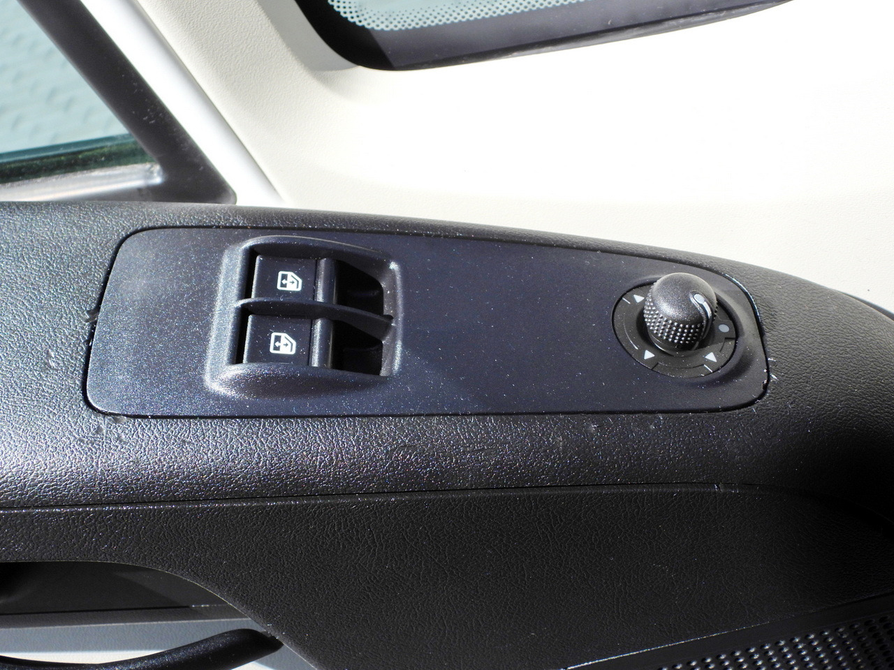 Μίσθωση PEUGEOT BOXER BOX LIFT 8 PALLETS CRUISE CONTROL AIR CONDITIONING  130HP PEUGEOT BOXER BOX LIFT 8 PALLETS CRUISE CONTROL AIR CONDITIONING  130HP: φωτογραφία 25