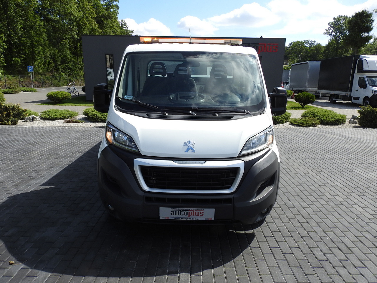 PEUGEOT BOXER THREE-WAY TIPPER AIR CONDITIONING 130HP - Όχημα με ανατρεπομενη καροτσα: φωτογραφία 5 PEUGEOT BOXER THREE-WAY TIPPER AIR CONDITIONING 130HP - Όχημα με ανατρεπομενη καροτσα: φωτογραφία 5