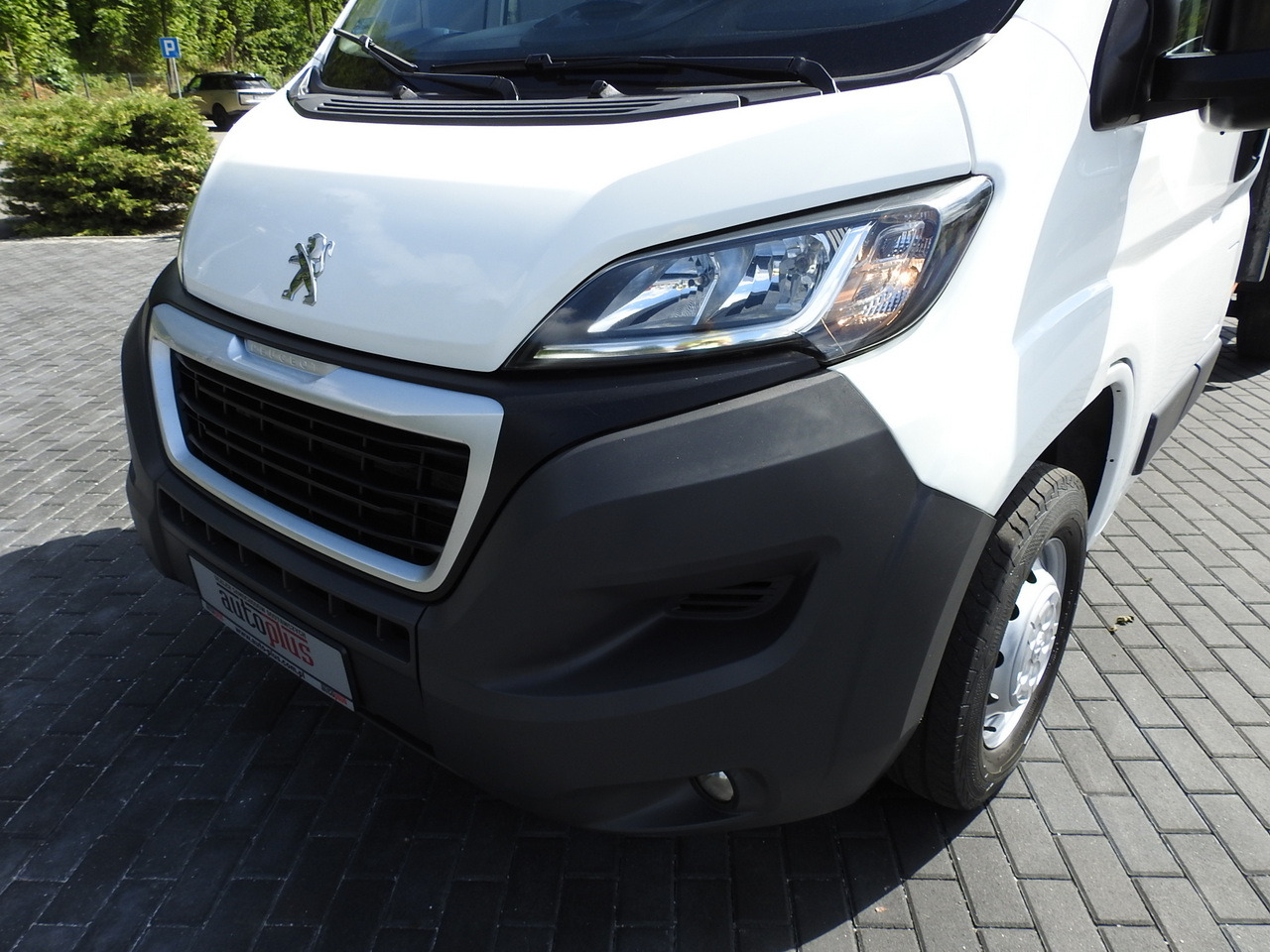 Όχημα με ανατρεπομενη καροτσα PEUGEOT BOXER THREE-WAY TIPPER AIR CONDITIONING 130HP: φωτογραφία 22 Όχημα με ανατρεπομενη καροτσα PEUGEOT BOXER THREE-WAY TIPPER AIR CONDITIONING 130HP: φωτογραφία 22