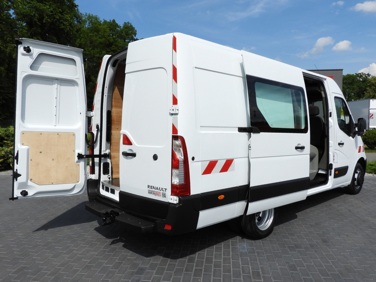 RENAULT MASTER BOX DELIVERY VAN 7 SEATS CRUISE CONTROL TWIN WHEELS AIR CONDITIONING 145HP - Βαν: φωτογραφία 3 RENAULT MASTER BOX DELIVERY VAN 7 SEATS CRUISE CONTROL TWIN WHEELS AIR CONDITIONING 145HP - Βαν: φωτογραφία 3