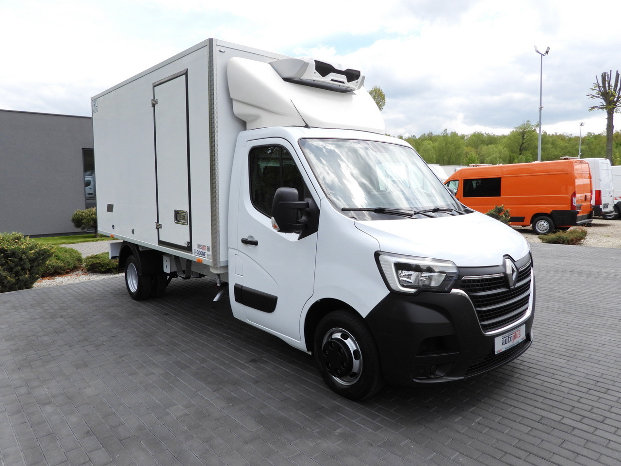 RENAULT MASTER REGRIGERATOR BOX -10*C CRUISE CONTROL LED LIGHTS TWIN WHEELS AIR CONDITIONING 145HP - Επαγγελματικό αυτοκίνητο ψυγείο: φωτογραφία 4 RENAULT MASTER REGRIGERATOR BOX -10*C CRUISE CONTROL LED LIGHTS TWIN WHEELS AIR CONDITIONING 145HP - Επαγγελματικό αυτοκίνητο ψυγείο: φωτογραφία 4