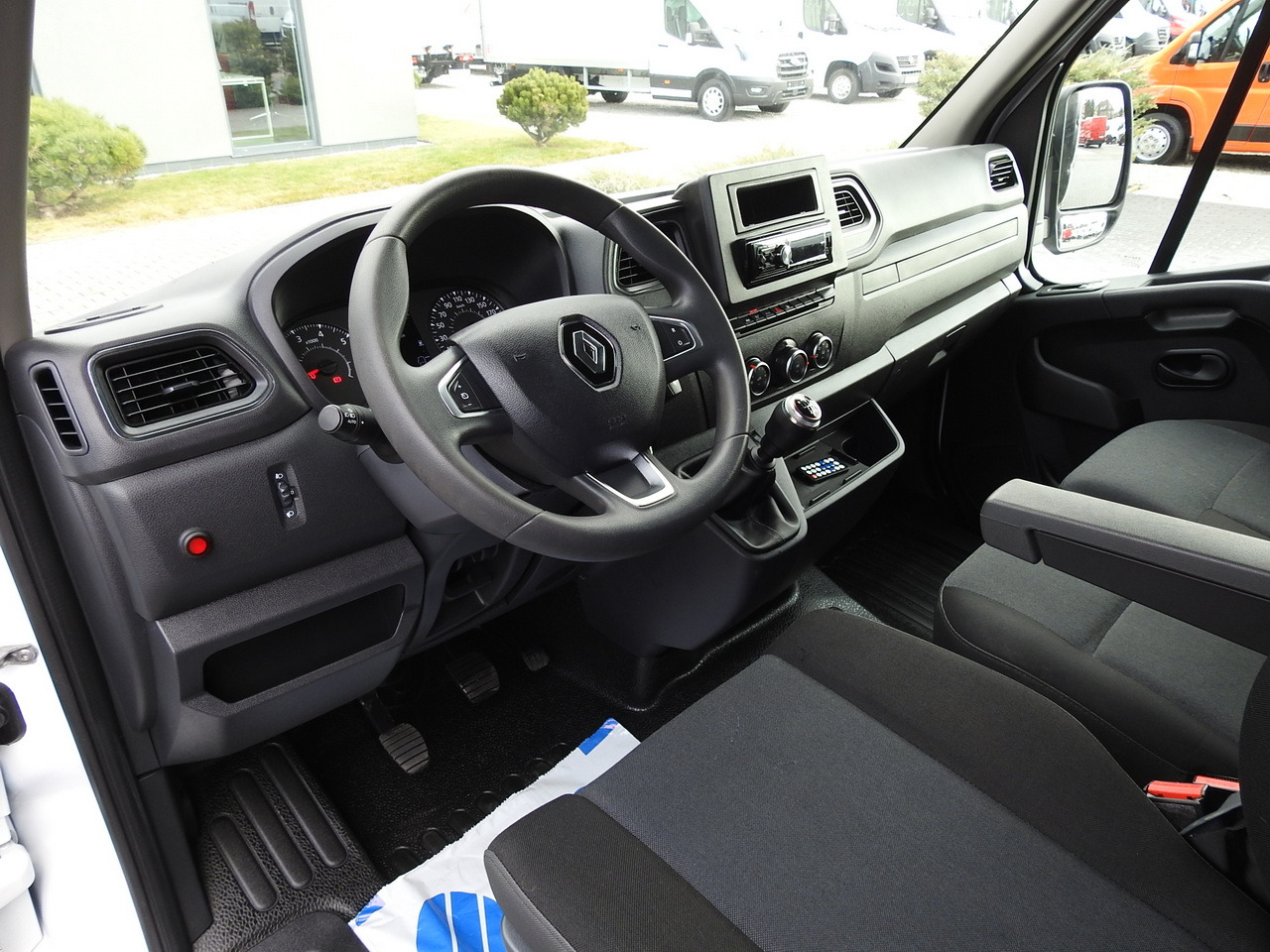 RENAULT MASTER TARPAULIN 10 PALLETS CRUISE CONTROL AIR CONDITIONING LED LIGHTS PNEUMATICS 165HP - Επαγγελματικό αυτοκίνητο με μουσαμά: φωτογραφία 2 RENAULT MASTER TARPAULIN 10 PALLETS CRUISE CONTROL AIR CONDITIONING LED LIGHTS PNEUMATICS 165HP - Επαγγελματικό αυτοκίνητο με μουσαμά: φωτογραφία 2