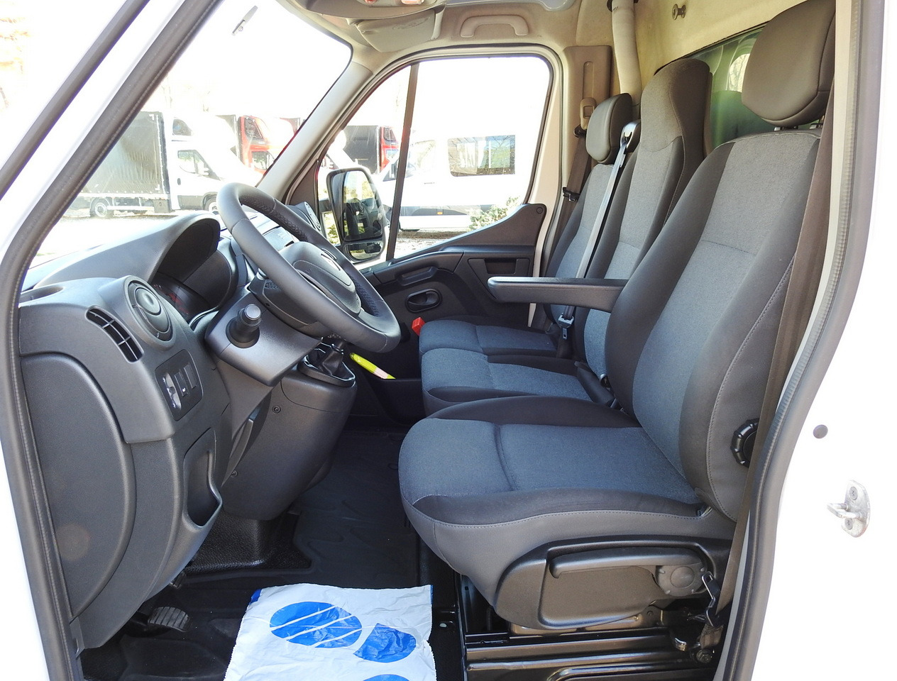 Επαγγελματικό αυτοκίνητο με μουσαμά RENAULT MASTER TARPAULIN 10 PALLETS CRUISE CONTROL AIR CONDITIONING PNEUMATICS 170HP: φωτογραφία 27 Επαγγελματικό αυτοκίνητο με μουσαμά RENAULT MASTER TARPAULIN 10 PALLETS CRUISE CONTROL AIR CONDITIONING PNEUMATICS 170HP: φωτογραφία 27