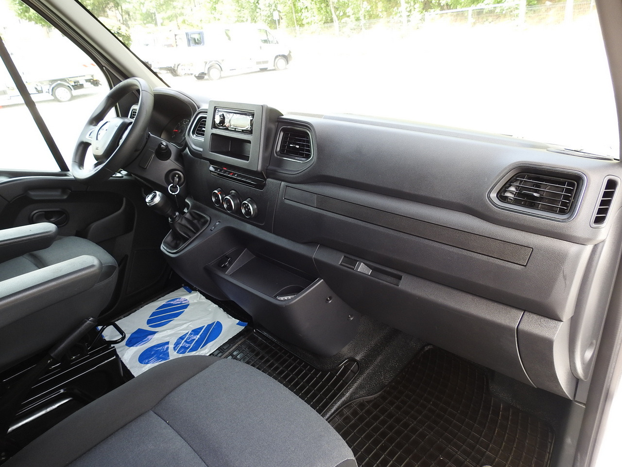 Επαγγελματικό αυτοκίνητο με μουσαμά RENAULT MASTER TARPAULIN 10 PALLETS WEBASTO CRUISE CONTROL AIR CONDITIONING LED LIGHTS 165HP: φωτογραφία 35 Επαγγελματικό αυτοκίνητο με μουσαμά RENAULT MASTER TARPAULIN 10 PALLETS WEBASTO CRUISE CONTROL AIR CONDITIONING LED LIGHTS 165HP: φωτογραφία 35