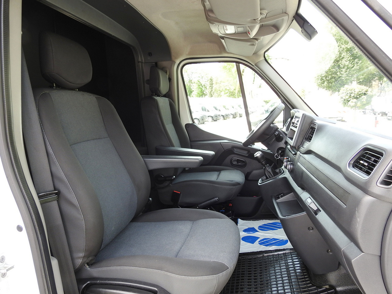 Επαγγελματικό αυτοκίνητο με μουσαμά RENAULT MASTER TARPAULIN 10 PALLETS WEBASTO CRUISE CONTROL AIR CONDITIONING LED LIGHTS 165HP: φωτογραφία 34 Επαγγελματικό αυτοκίνητο με μουσαμά RENAULT MASTER TARPAULIN 10 PALLETS WEBASTO CRUISE CONTROL AIR CONDITIONING LED LIGHTS 165HP: φωτογραφία 34