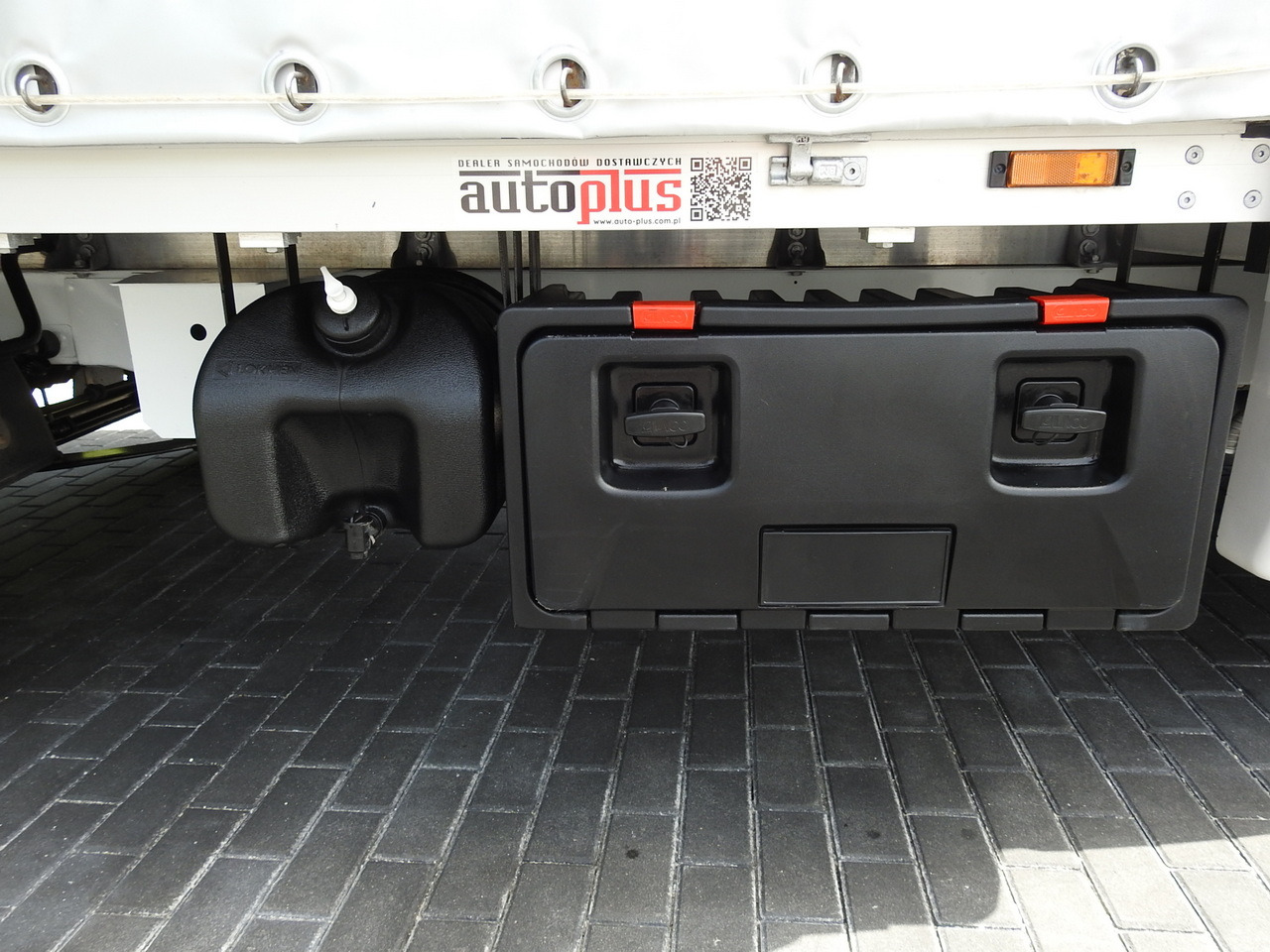 Επαγγελματικό αυτοκίνητο με μουσαμά RENAULT MASTER TARPAULIN 10 PALLETS WEBASTO CRUISE CONTROL AIR CONDITIONING LED LIGHTS 165HP: φωτογραφία 23 Επαγγελματικό αυτοκίνητο με μουσαμά RENAULT MASTER TARPAULIN 10 PALLETS WEBASTO CRUISE CONTROL AIR CONDITIONING LED LIGHTS 165HP: φωτογραφία 23