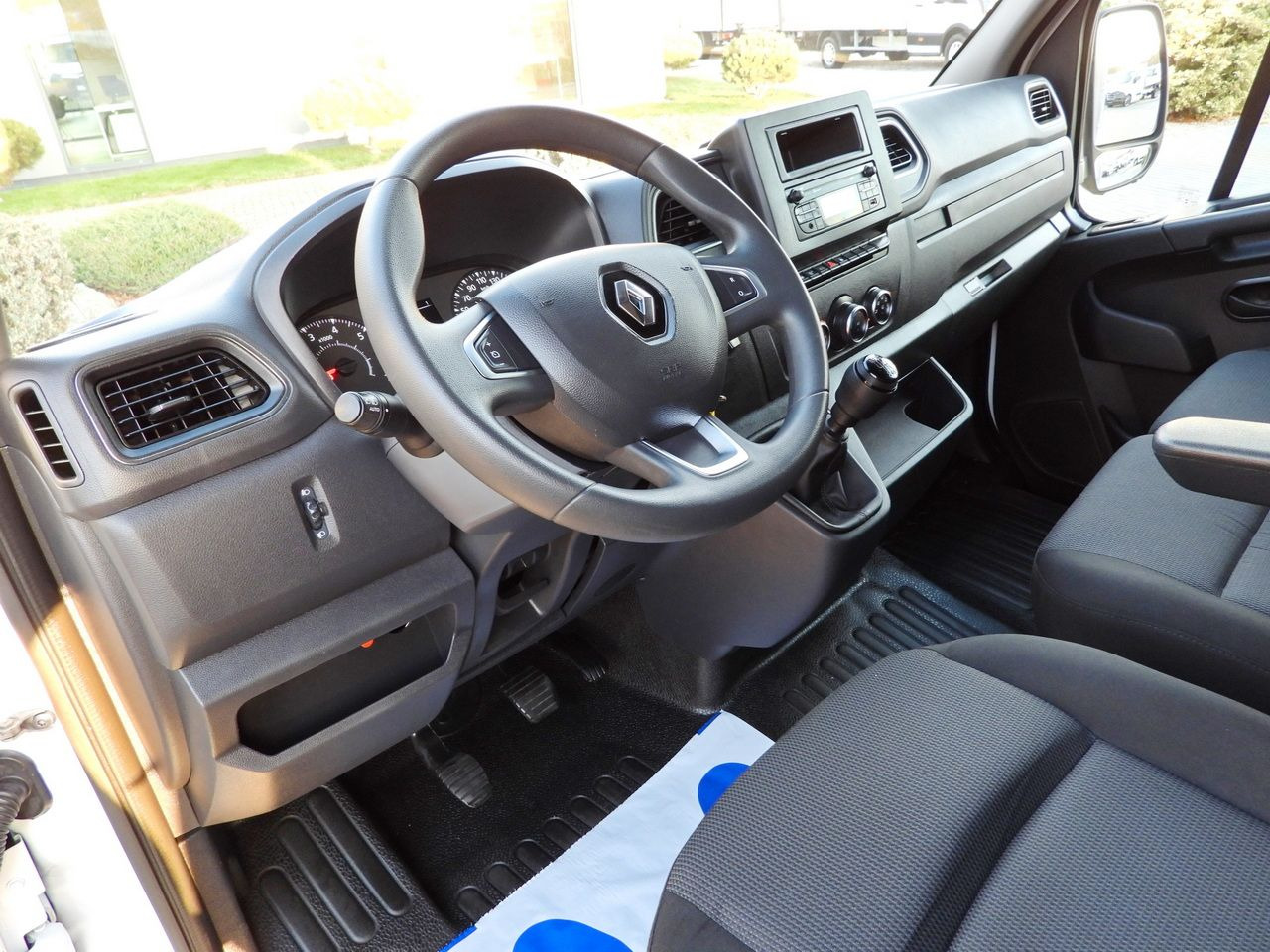 RENAULT MASTER TARPAULIN 10 PALLETS WEBASTO CRUISE CONTROL LED LIGHTS PNEUMATICS AIR CONDITIONING 165HP - Επαγγελματικό αυτοκίνητο με μουσαμά: φωτογραφία 2 RENAULT MASTER TARPAULIN 10 PALLETS WEBASTO CRUISE CONTROL LED LIGHTS PNEUMATICS AIR CONDITIONING 165HP - Επαγγελματικό αυτοκίνητο με μουσαμά: φωτογραφία 2