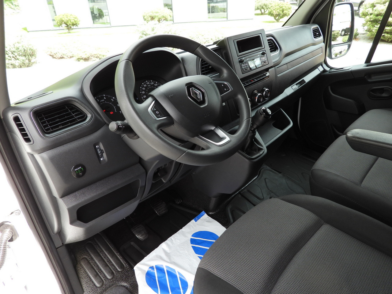 RENAULT MASTER TARPAULIN 10 PALLETS WEBASTO CRUISE CONTROL LED LIGHTS PNEUMATICS AIR CONDITIONING 165HP - Επαγγελματικό αυτοκίνητο με μουσαμά: φωτογραφία 2 RENAULT MASTER TARPAULIN 10 PALLETS WEBASTO CRUISE CONTROL LED LIGHTS PNEUMATICS AIR CONDITIONING 165HP - Επαγγελματικό αυτοκίνητο με μουσαμά: φωτογραφία 2