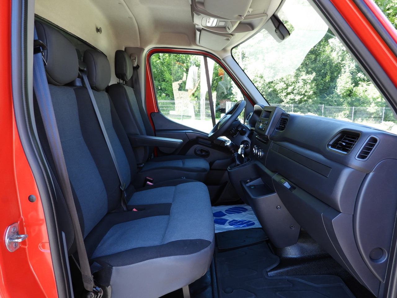 Επαγγελματικό αυτοκίνητο με μουσαμά RENAULT MASTER  TARPAULIN WEBASTO CRUISE CONTROL LED LIGHTS PNEUMATICS AIR CONDITIONING  165HP: φωτογραφία 33