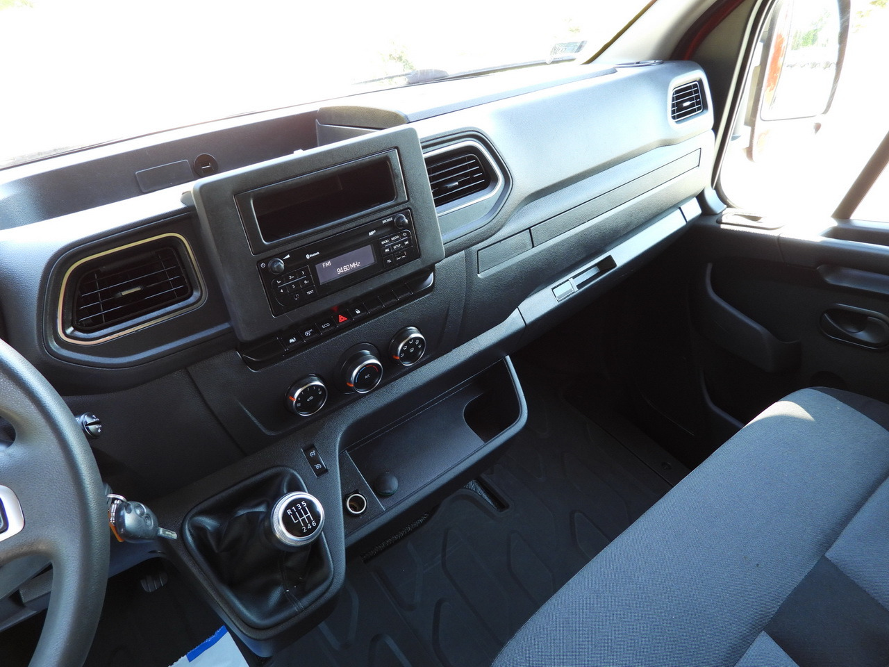 Επαγγελματικό αυτοκίνητο με μουσαμά RENAULT MASTER  TARPAULIN WEBASTO CRUISE CONTROL LED LIGHTS PNEUMATICS AIR CONDITIONING  165HP: φωτογραφία 32