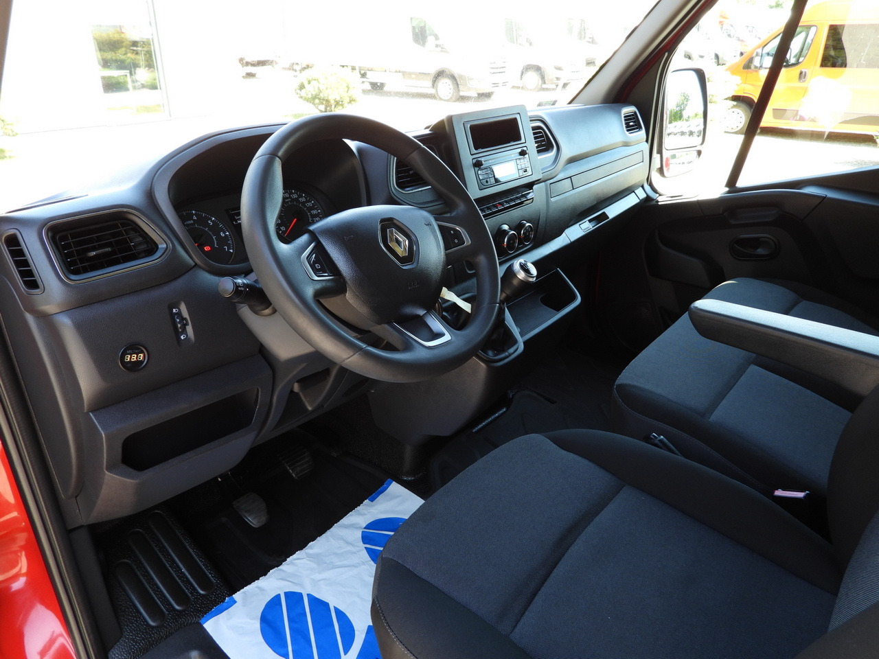 RENAULT MASTER TARPAULIN WEBASTO CRUISE CONTROL LED LIGHTS PNEUMATICS AIR CONDITIONING 165HP - Επαγγελματικό αυτοκίνητο με μουσαμά: φωτογραφία 2 RENAULT MASTER TARPAULIN WEBASTO CRUISE CONTROL LED LIGHTS PNEUMATICS AIR CONDITIONING 165HP - Επαγγελματικό αυτοκίνητο με μουσαμά: φωτογραφία 2