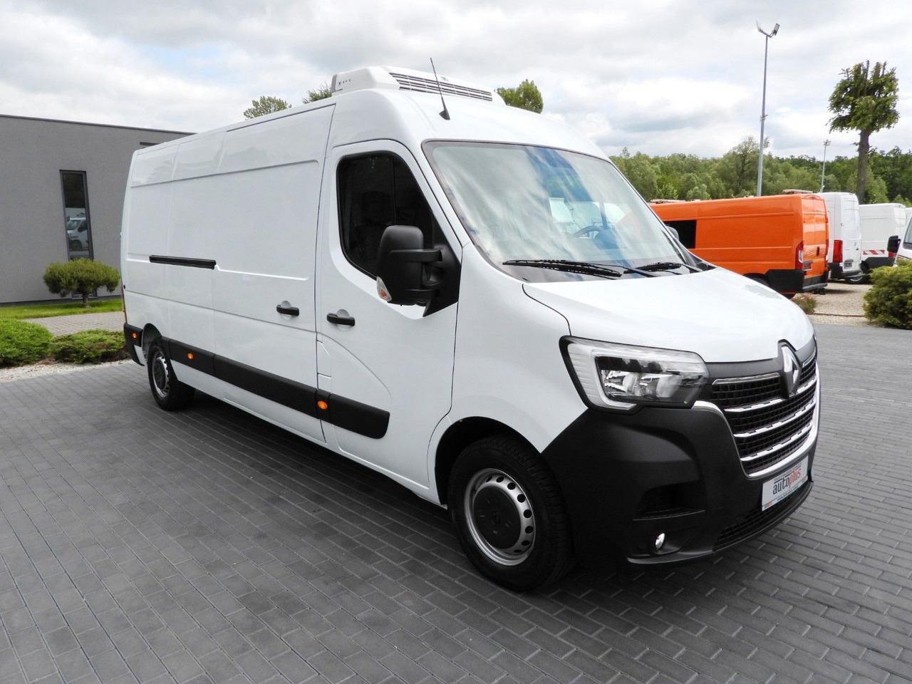 Renault MASTER KÜHLKASTENWAGEN -5*C TEMPOMAT NAVIGATION - Επαγγελματικό αυτοκίνητο ψυγείο: φωτογραφία 4 Renault MASTER KÜHLKASTENWAGEN -5*C TEMPOMAT NAVIGATION - Επαγγελματικό αυτοκίνητο ψυγείο: φωτογραφία 4