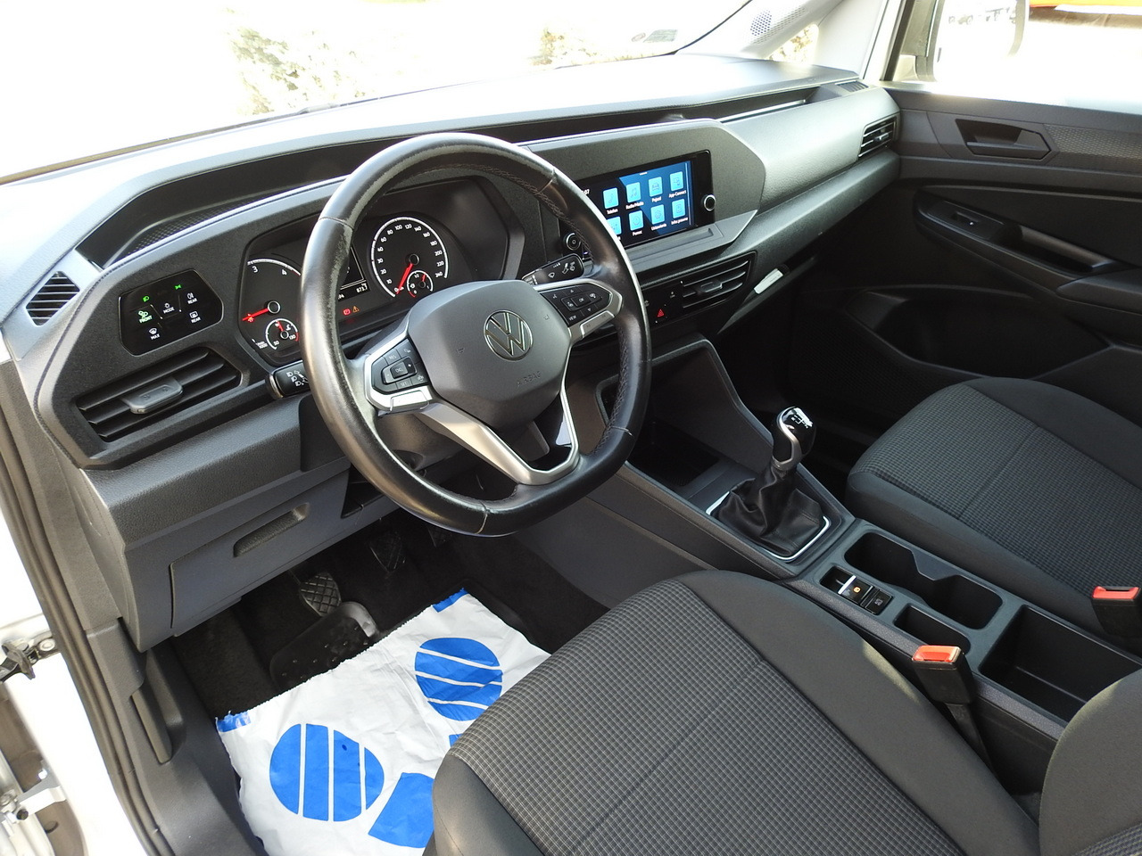 VOLKSWAGEN CADDY REFRIGERATOR VAN -20*C HEATING FUNCTION POWER SUPPLY 230V CRUISE CONTROL LED LIGHTS AIR CONDITIONING 100HP - Επαγγελματικό αυτοκίνητο ψυγείο: φωτογραφία 2 VOLKSWAGEN CADDY REFRIGERATOR VAN -20*C HEATING FUNCTION POWER SUPPLY 230V CRUISE CONTROL LED LIGHTS AIR CONDITIONING 100HP - Επαγγελματικό αυτοκίνητο ψυγείο: φωτογραφία 2