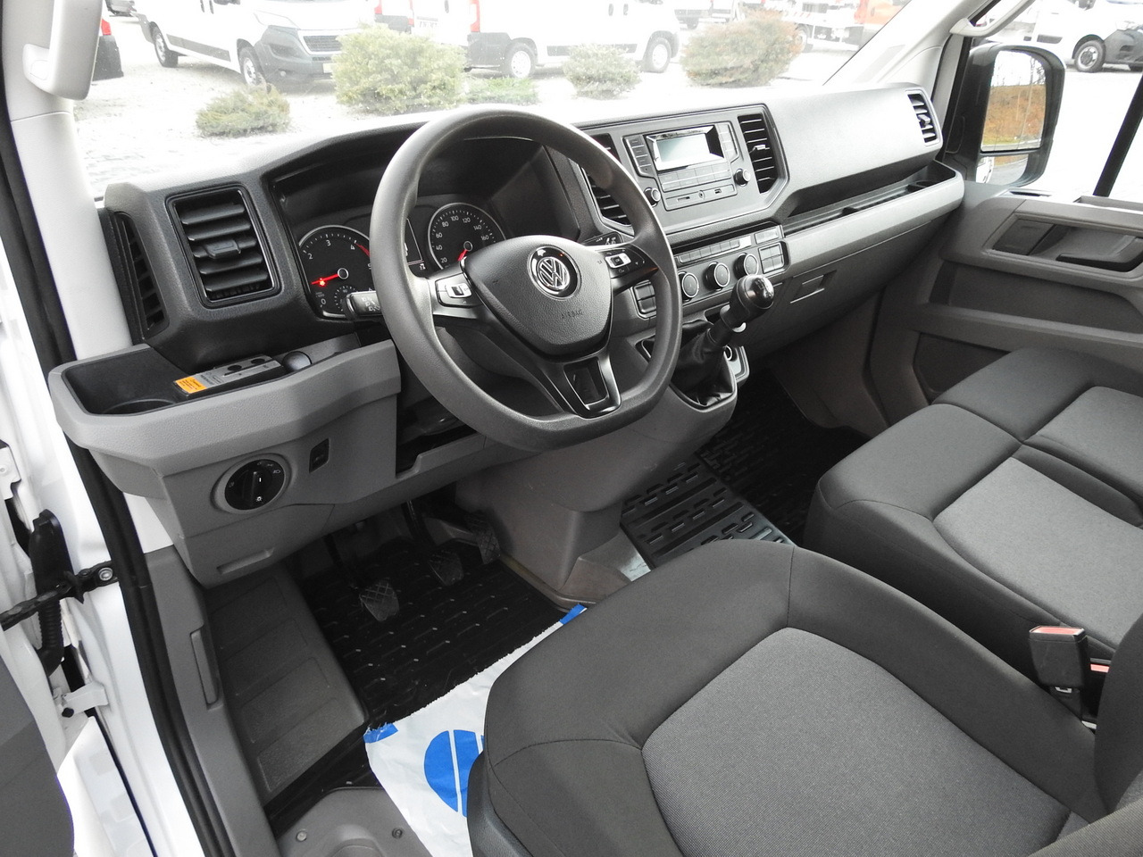 VOLKSWAGEN CRAFTER 4X4 4MOTION BOX DELIVERY VAN 7 SEATS AIR CONDITIONING 140HP - Ελαφρύ επαγγελματικό: φωτογραφία 2 VOLKSWAGEN CRAFTER 4X4 4MOTION BOX DELIVERY VAN 7 SEATS AIR CONDITIONING 140HP - Ελαφρύ επαγγελματικό: φωτογραφία 2