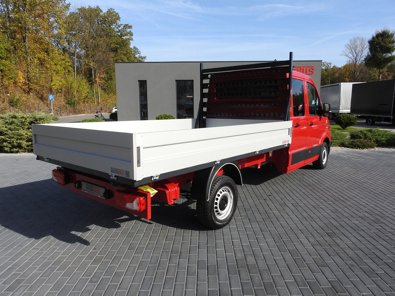 VOLKSWAGEN CRAFTER STAKE BODY DOUBLE CABIN DOKA 7 SEATS AIR CONDITIONING 140HP - Μικρό φορτηγό με καρότσα: φωτογραφία 3 VOLKSWAGEN CRAFTER STAKE BODY DOUBLE CABIN DOKA 7 SEATS AIR CONDITIONING 140HP - Μικρό φορτηγό με καρότσα: φωτογραφία 3