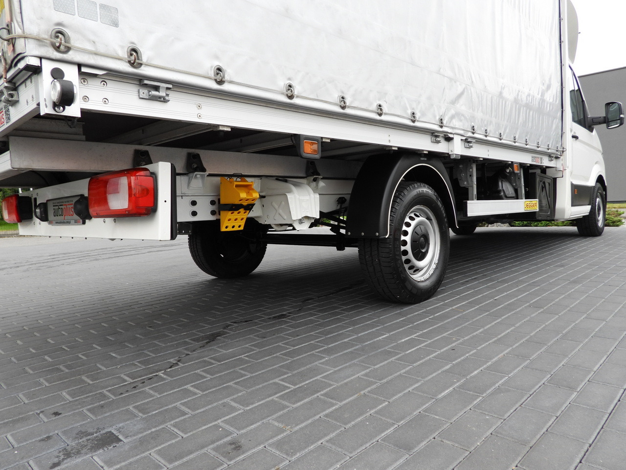 Επαγγελματικό αυτοκίνητο με μουσαμά VOLKSWAGEN CRAFTER  TARPAULIN 8 PALLETS WEBASTO CRUISE CONTROL LED LIGHTS AIR CONDITIONING  180HP: φωτογραφία 16