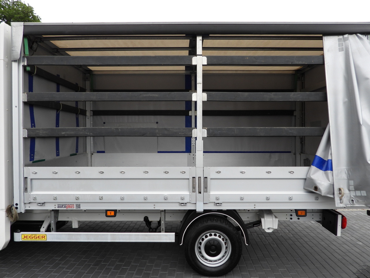 Επαγγελματικό αυτοκίνητο με μουσαμά VOLKSWAGEN CRAFTER  TARPAULIN 8 PALLETS WEBASTO CRUISE CONTROL LED LIGHTS AIR CONDITIONING  180HP: φωτογραφία 25