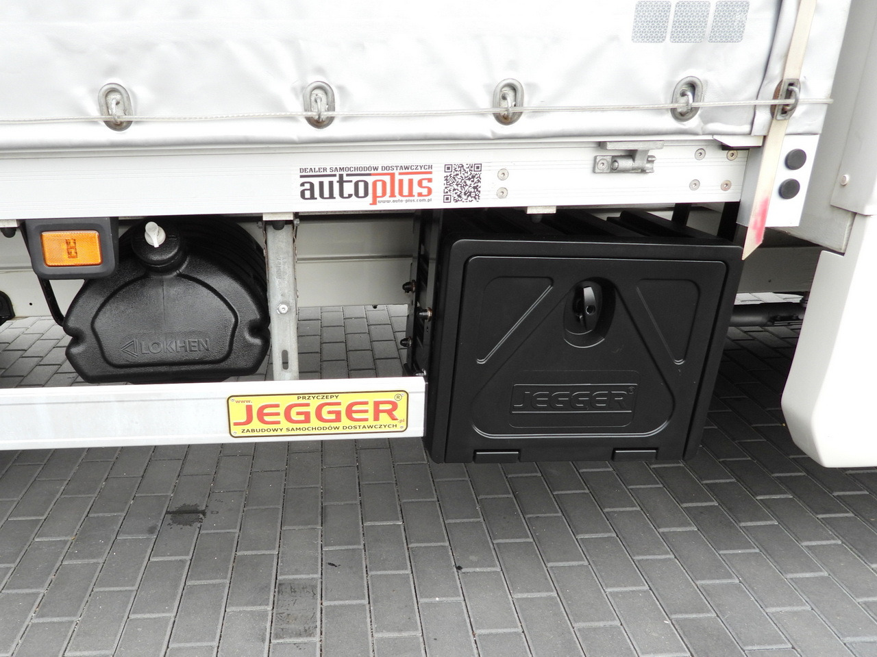 Επαγγελματικό αυτοκίνητο με μουσαμά VOLKSWAGEN CRAFTER  TARPAULIN 8 PALLETS WEBASTO CRUISE CONTROL LED LIGHTS AIR CONDITIONING  180HP: φωτογραφία 22