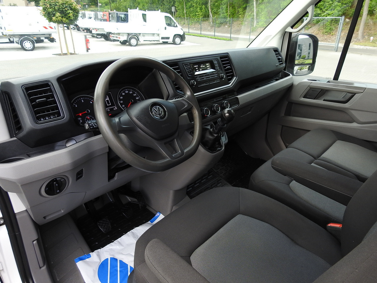 VOLKSWAGEN CRAFTER TIPPER CRUISE CONTROL 100HP - Όχημα με ανατρεπομενη καροτσα: φωτογραφία 2 VOLKSWAGEN CRAFTER TIPPER CRUISE CONTROL 100HP - Όχημα με ανατρεπομενη καροτσα: φωτογραφία 2
