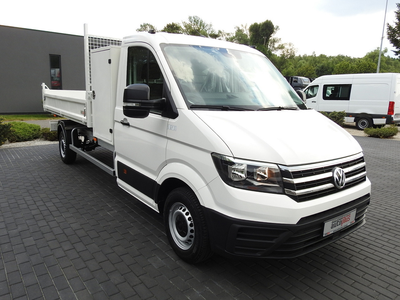 VOLKSWAGEN CRAFTER TIPPER CRUISE CONTROL 100HP - Όχημα με ανατρεπομενη καροτσα: φωτογραφία 4 VOLKSWAGEN CRAFTER TIPPER CRUISE CONTROL 100HP - Όχημα με ανατρεπομενη καροτσα: φωτογραφία 4