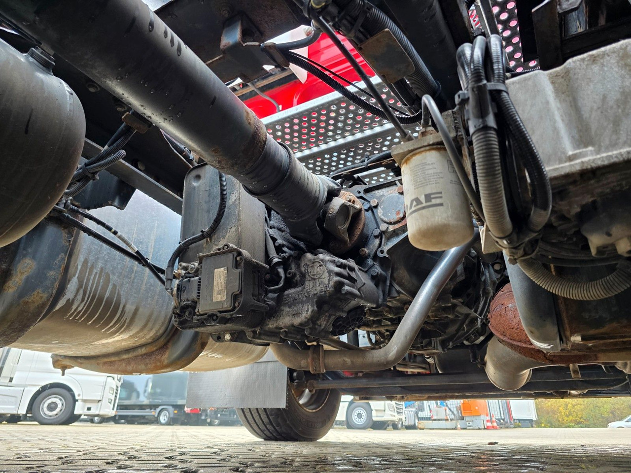 Τράκτορας DAF XF 105.460 / ZF Intarder / Standklimaanlage: φωτογραφία 16 Τράκτορας DAF XF 105.460 / ZF Intarder / Standklimaanlage: φωτογραφία 16