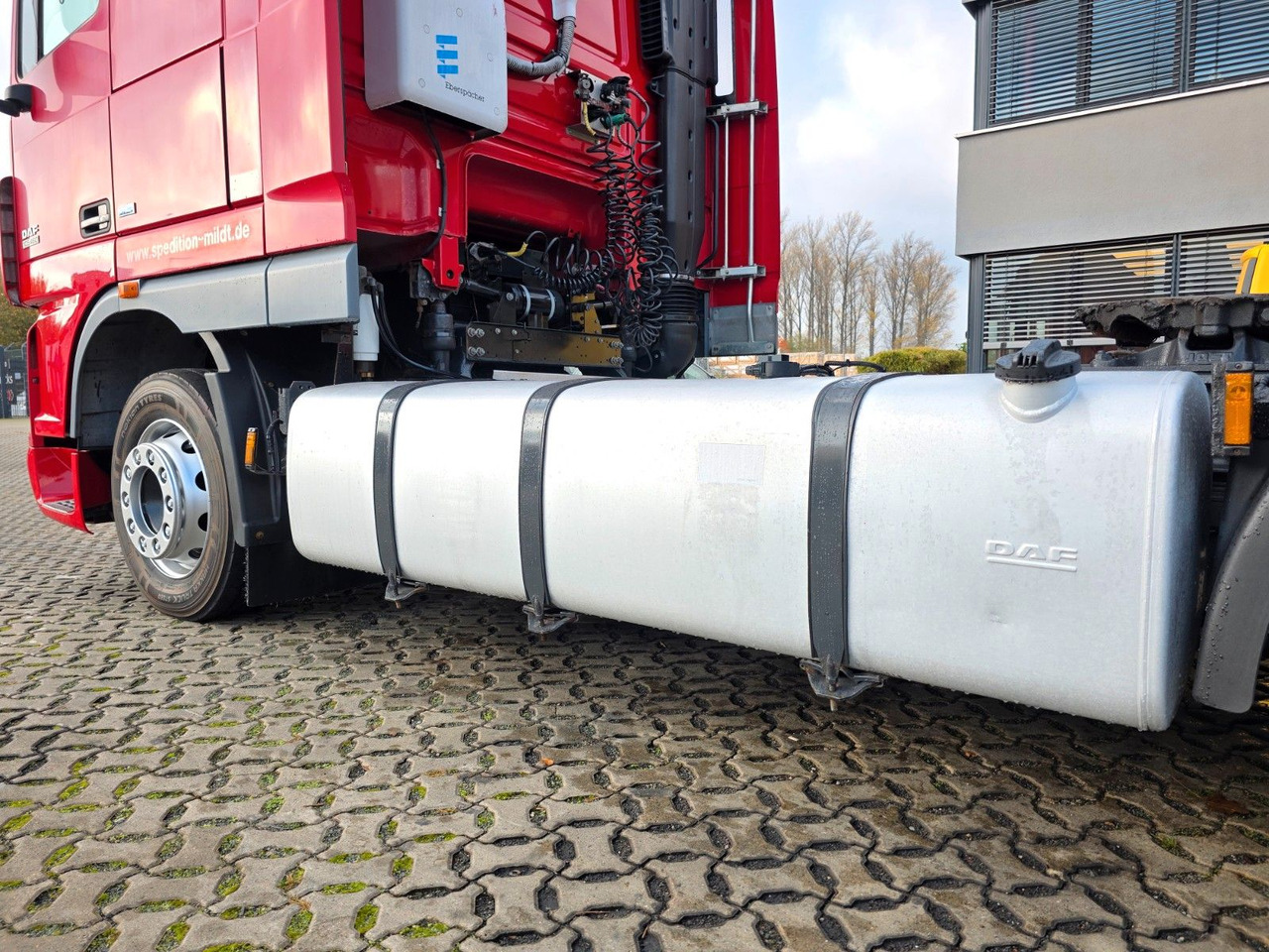 Τράκτορας DAF XF 105.460 / ZF Intarder / Standklimaanlage: φωτογραφία 12 Τράκτορας DAF XF 105.460 / ZF Intarder / Standklimaanlage: φωτογραφία 12