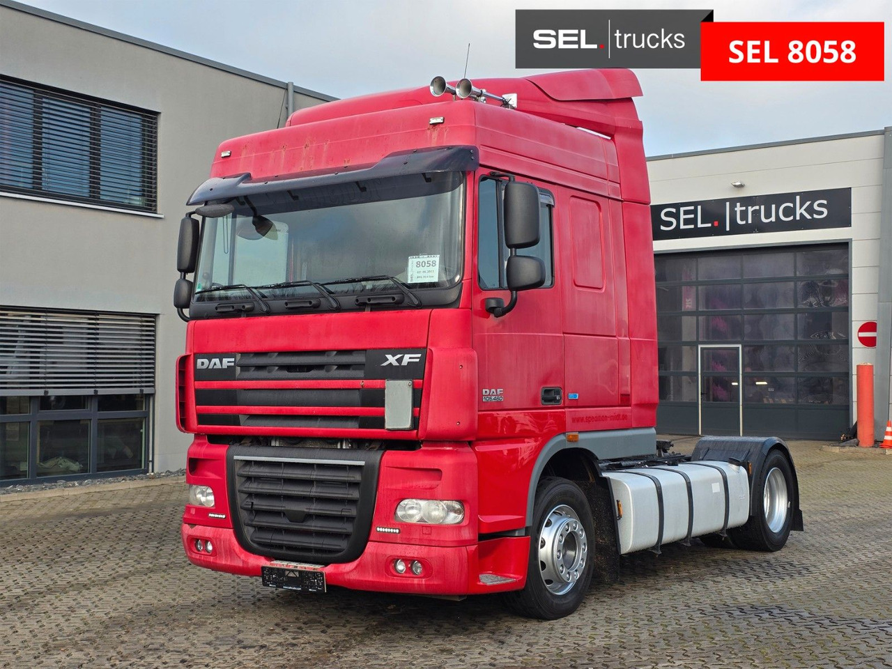 DAF XF 105.460 / ZF Intarder / Standklimaanlage - Τράκτορας: φωτογραφία 1 DAF XF 105.460 / ZF Intarder / Standklimaanlage - Τράκτορας: φωτογραφία 1
