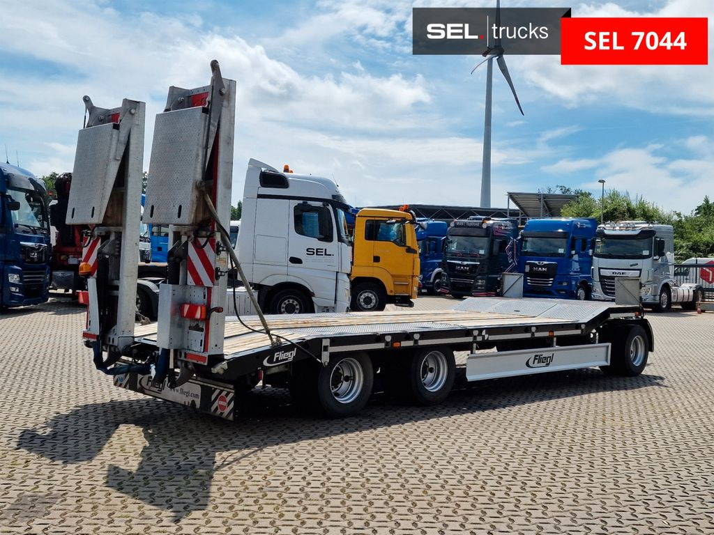 Fliegl DTS 300 / Rampen - Ρυμούλκα με χαμηλό δάπεδο: φωτογραφία 5 Fliegl DTS 300 / Rampen - Ρυμούλκα με χαμηλό δάπεδο: φωτογραφία 5