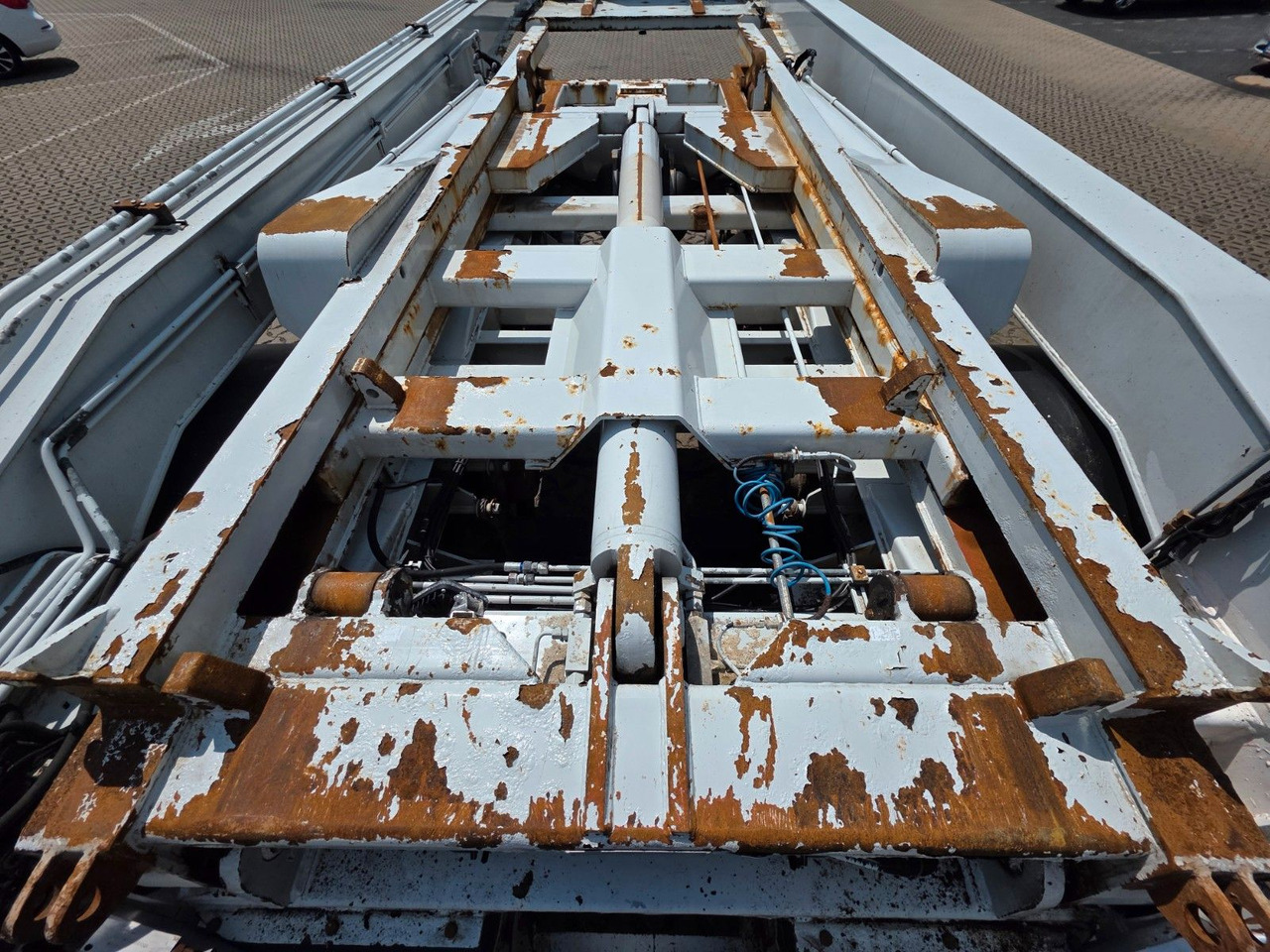 Επικαθήμενο ανατρεπόμενο Hüffermann HSF 35.06L / Silosteller / Liftachse: φωτογραφία 15 Επικαθήμενο ανατρεπόμενο Hüffermann HSF 35.06L / Silosteller / Liftachse: φωτογραφία 15