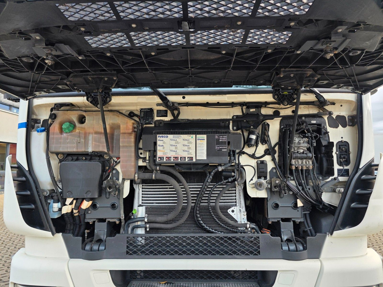 Φορτηγό για τη μεταφορά ποτών Iveco Stralis 460 / Ldbw / Lenkachse / Liftachse: φωτογραφία 19