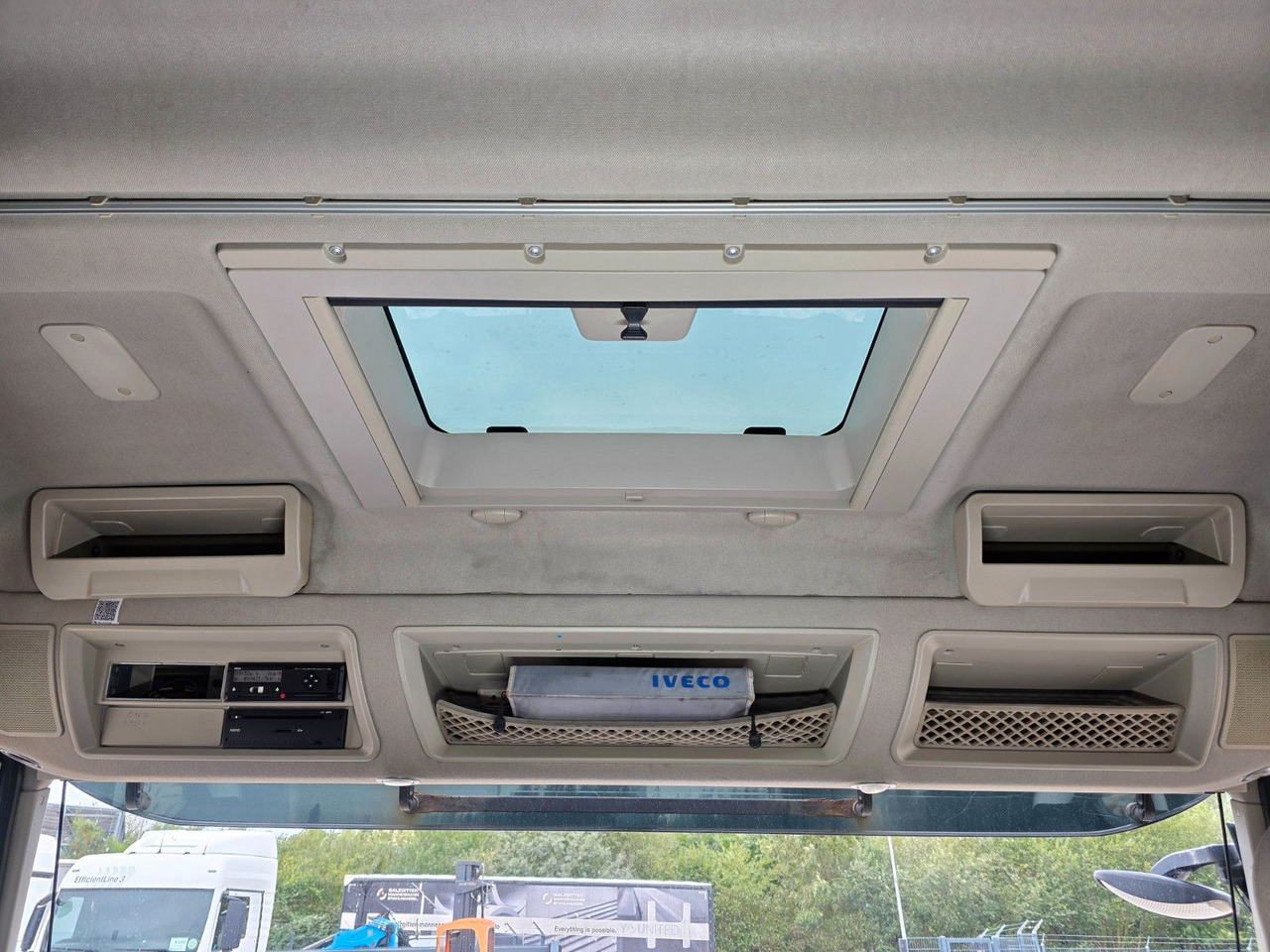 Φορτηγό για τη μεταφορά ποτών Iveco Stralis 460 / Ldbw / Lenkachse / Liftachse: φωτογραφία 27