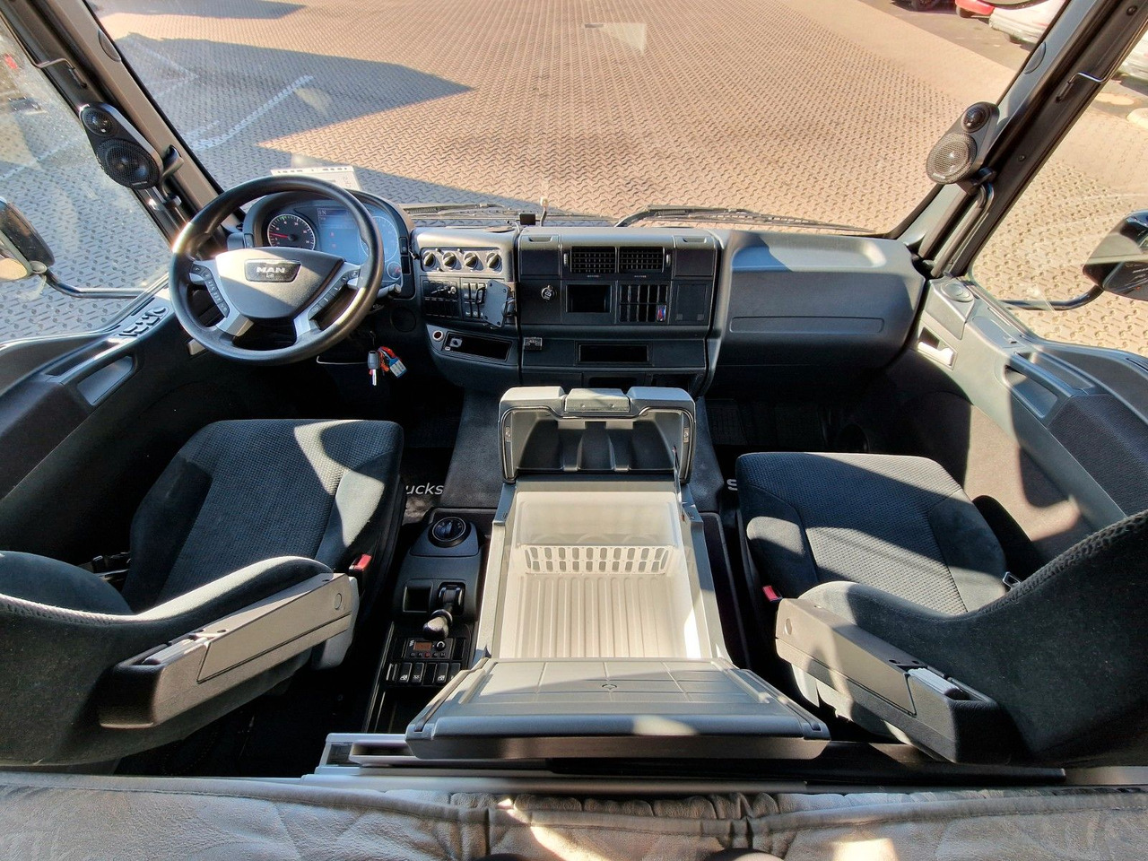 Φορτηγό αυτοκινητάμαξα MAN TGL 8.220 4X2 BL / Xenon / Alu-Felgen: φωτογραφία 25