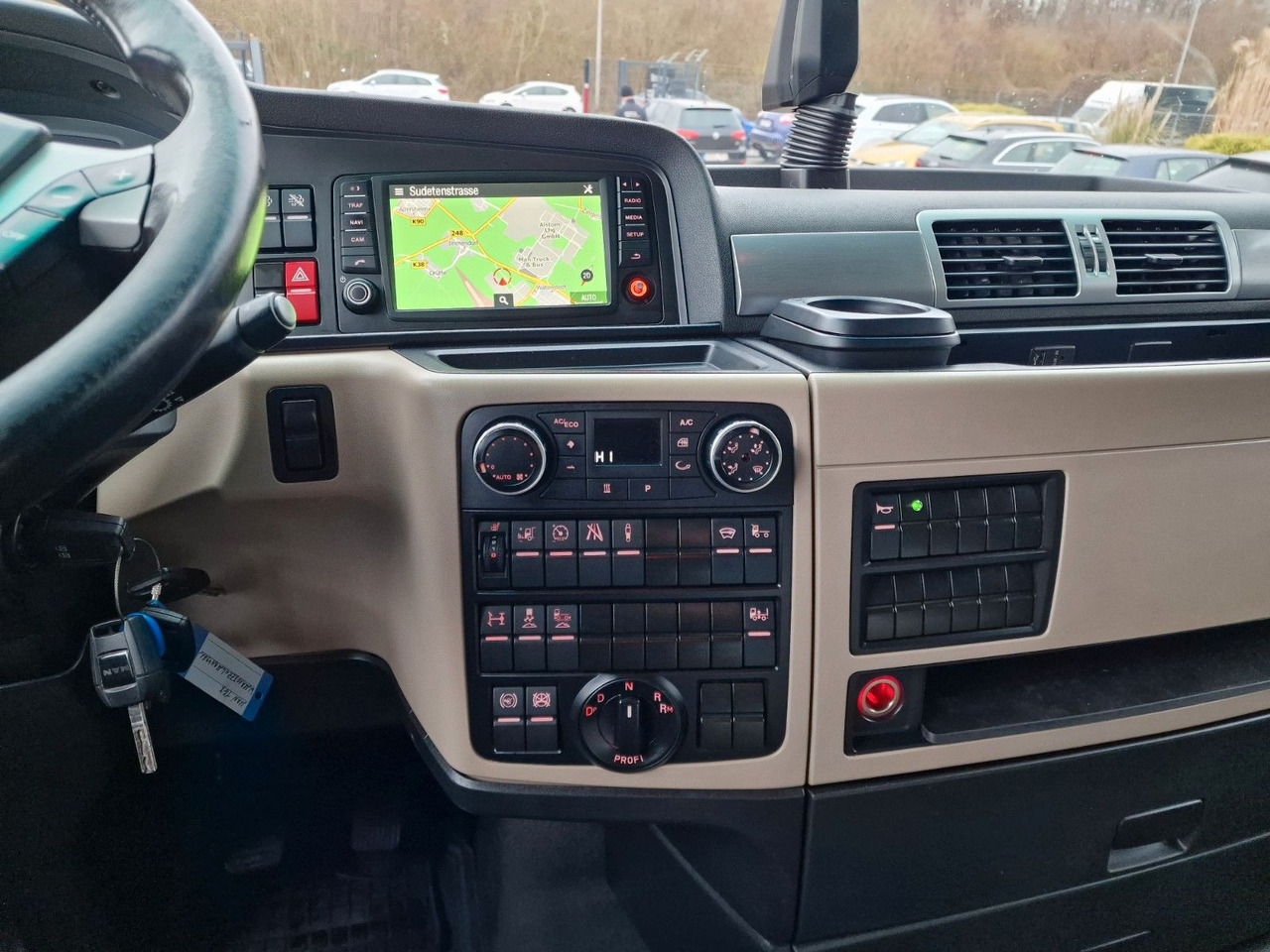 Φορτηγό μουσαμάς MAN TGX 18.470 4X2 LL/Intarder/Aluklap./Durchlade/6D: φωτογραφία 21