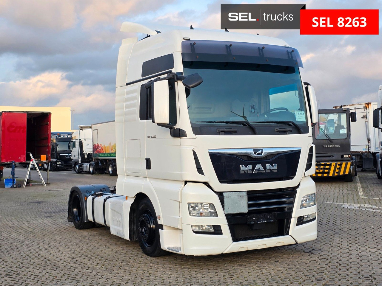 MAN TGX 18.500 4X2 LLS-U / 2 Tanks / Xenon - Τράκτορας: φωτογραφία 3 MAN TGX 18.500 4X2 LLS-U / 2 Tanks / Xenon - Τράκτορας: φωτογραφία 3