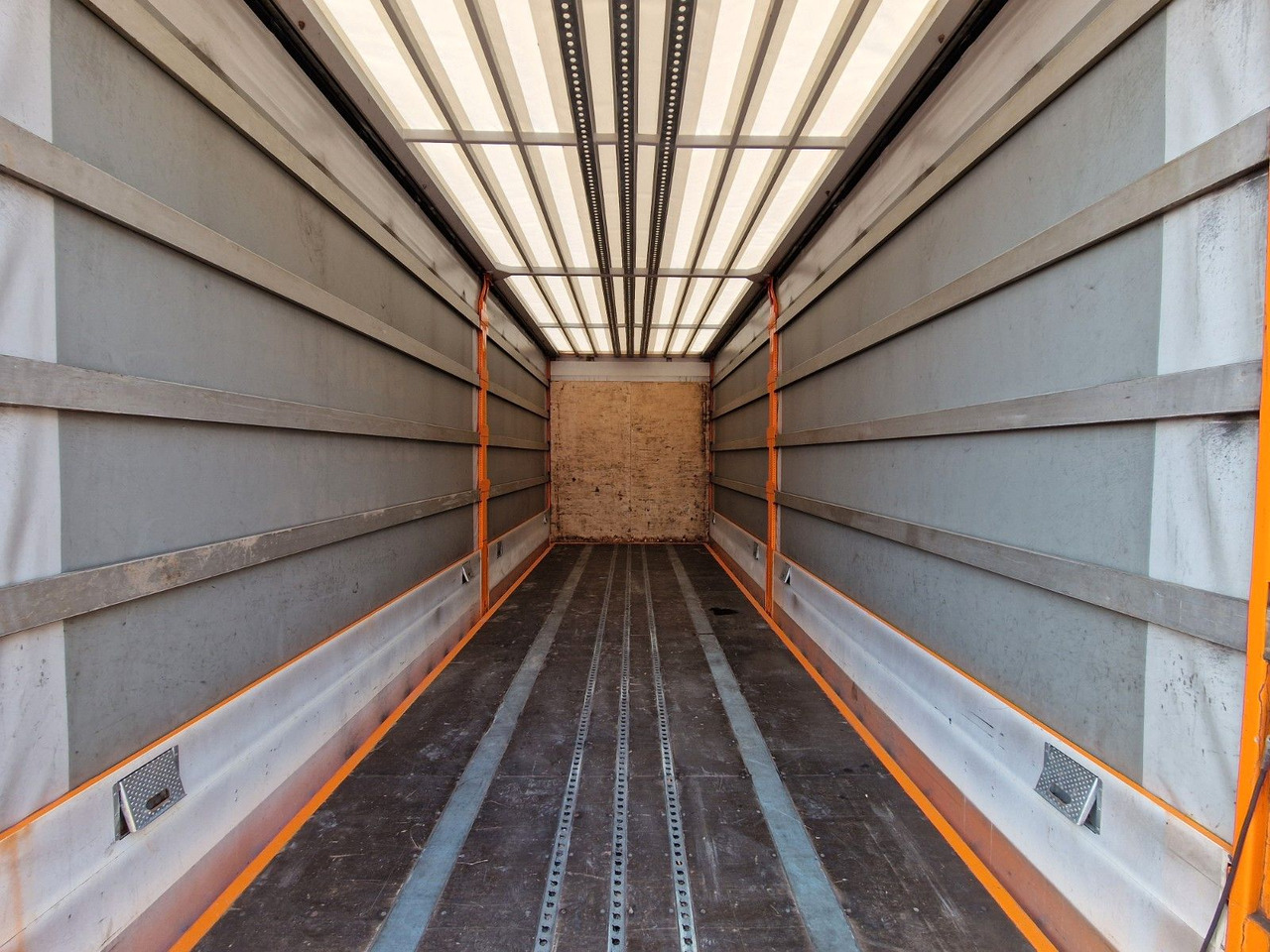 Φορτηγό μουσαμάς Mercedes-Benz Actros 2548 / Retarder / Euro 6E / Aluklappen: φωτογραφία 28 Φορτηγό μουσαμάς Mercedes-Benz Actros 2548 / Retarder / Euro 6E / Aluklappen: φωτογραφία 28