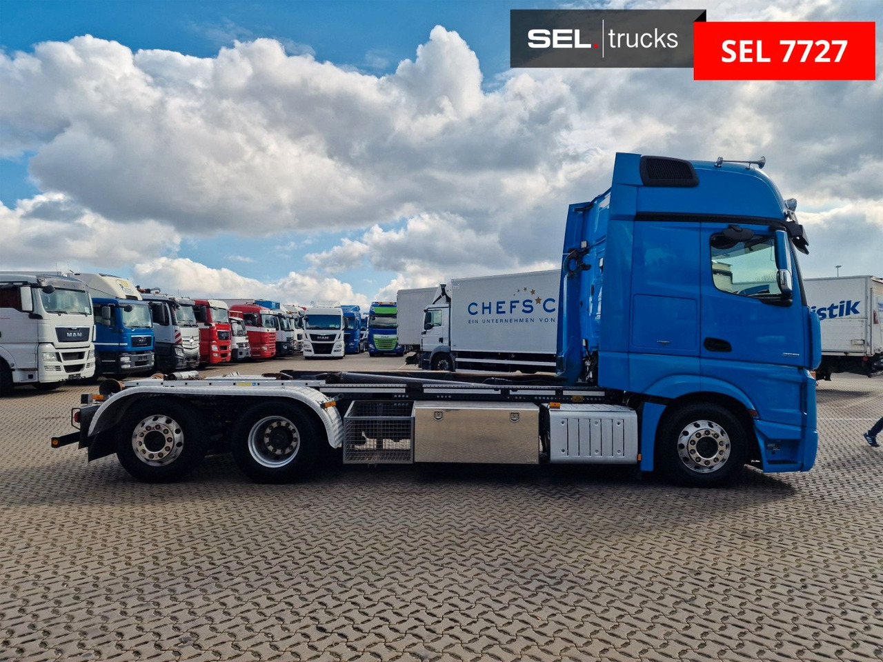 Mercedes-Benz Actros 2551 / Retarder / Standklima / Xenon - Φορτηγό φόρτωσης γάντζου: φωτογραφία 4 Mercedes-Benz Actros 2551 / Retarder / Standklima / Xenon - Φορτηγό φόρτωσης γάντζου: φωτογραφία 4