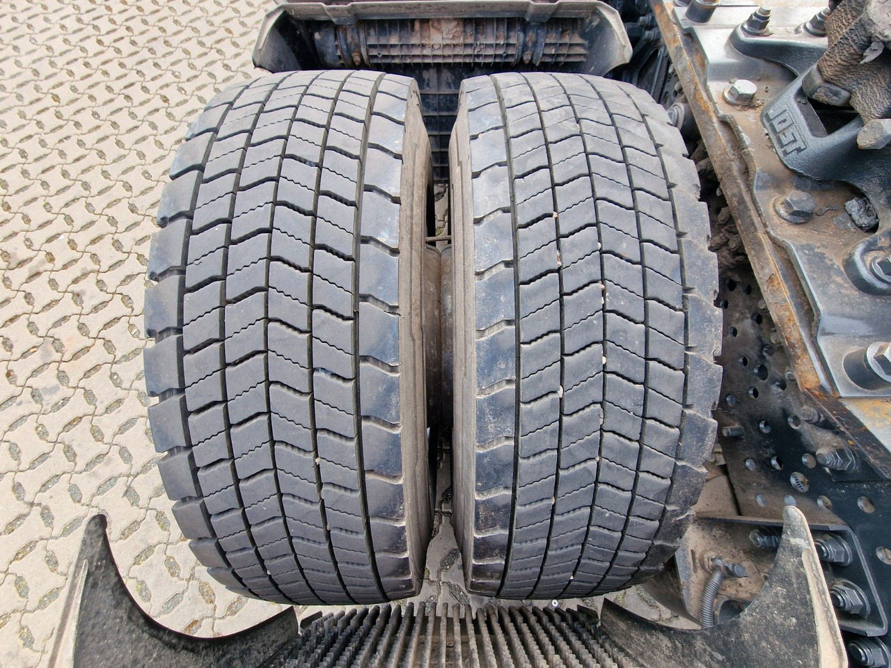 Τράκτορας Mercedes-Benz Antos 1843 / Atlas 172.3E-A4 / KRAN: φωτογραφία 29 Τράκτορας Mercedes-Benz Antos 1843 / Atlas 172.3E-A4 / KRAN: φωτογραφία 29