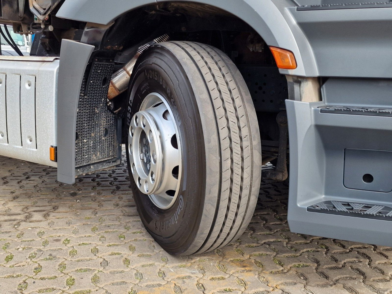 Τράκτορας Mercedes-Benz Antos 1843 / Atlas 172.3E-A4 / KRAN: φωτογραφία 28 Τράκτορας Mercedes-Benz Antos 1843 / Atlas 172.3E-A4 / KRAN: φωτογραφία 28