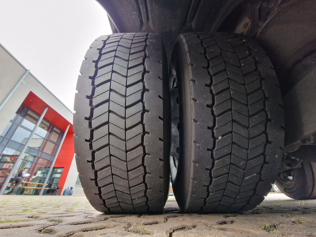 Φορτηγό μουσαμάς Mercedes-Benz Antos 2536 L / LENKACHSE / STERZANTE: φωτογραφία 29